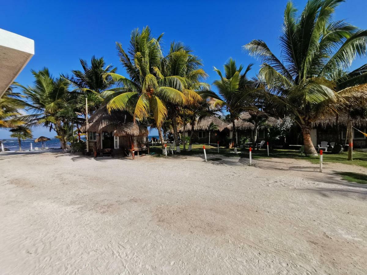 Las Cabanas Del Doctor Mahahual Extérieur photo