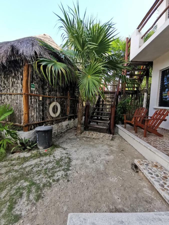Las Cabanas Del Doctor Mahahual Extérieur photo