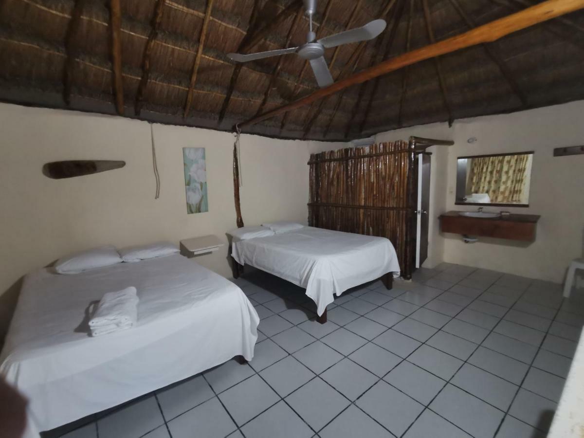 Las Cabanas Del Doctor Mahahual Extérieur photo